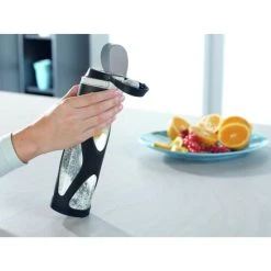 Bestes Angebot ⭐ Leifheit Trinkflasche Flip 600ml Glas Schwarz Mit Filter Für Fruchteinsatz Glasflasche Mit Silikonummantelung 😀 -Angebote Leifheit Store unnamed file 1298